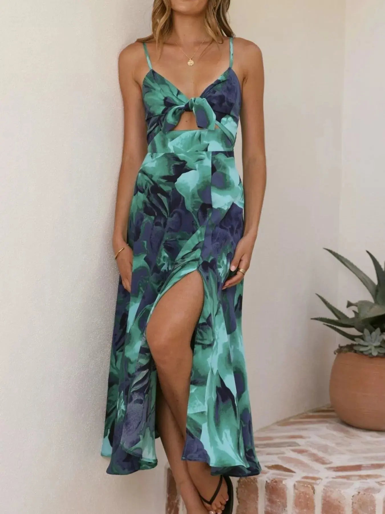 Floral Print Tie-Front Slit Midi Dress
