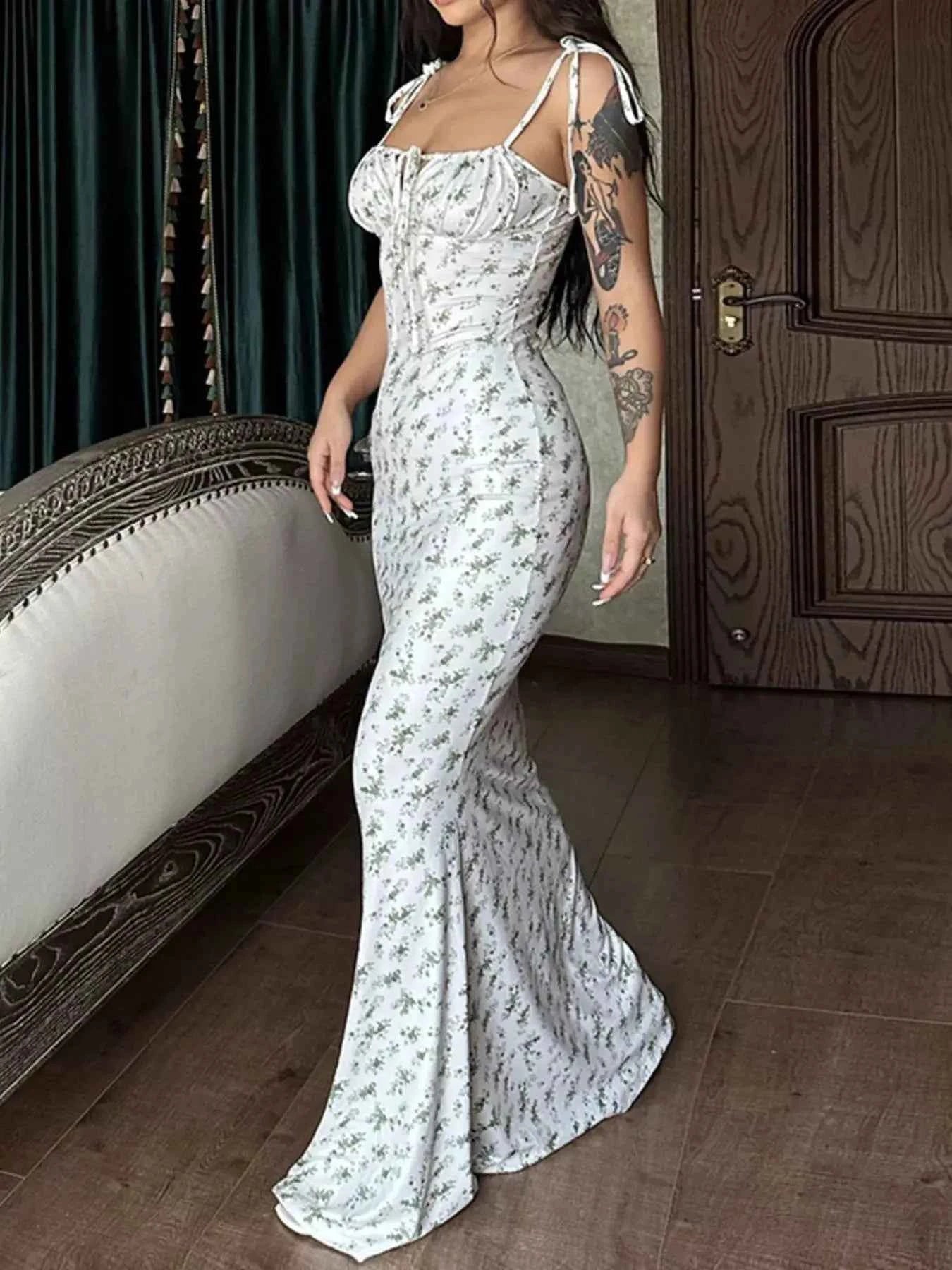 Floral Print Tie Strap Bodycon Maxi Dress