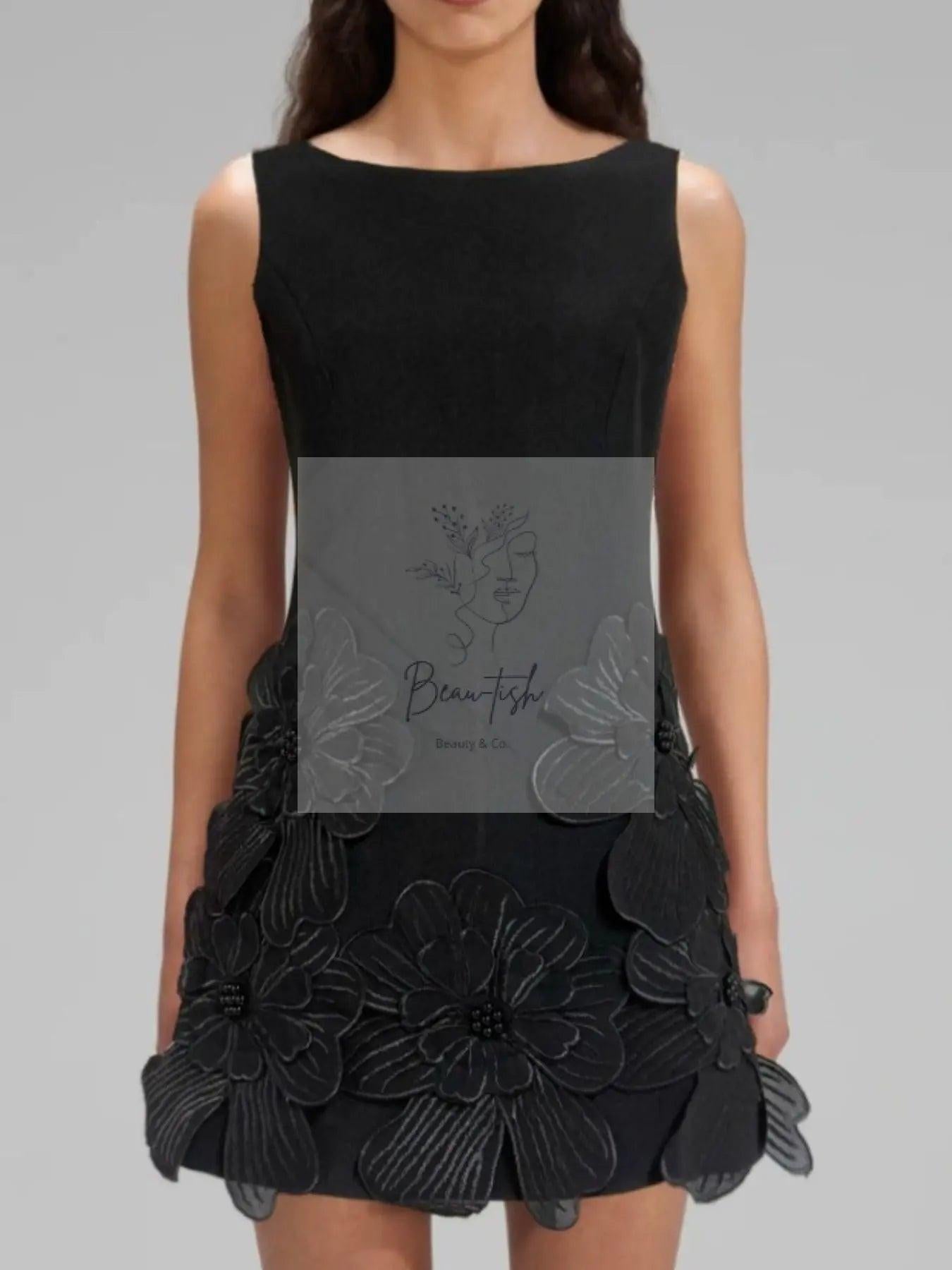 Flower Round Neck Sleeveless Dress