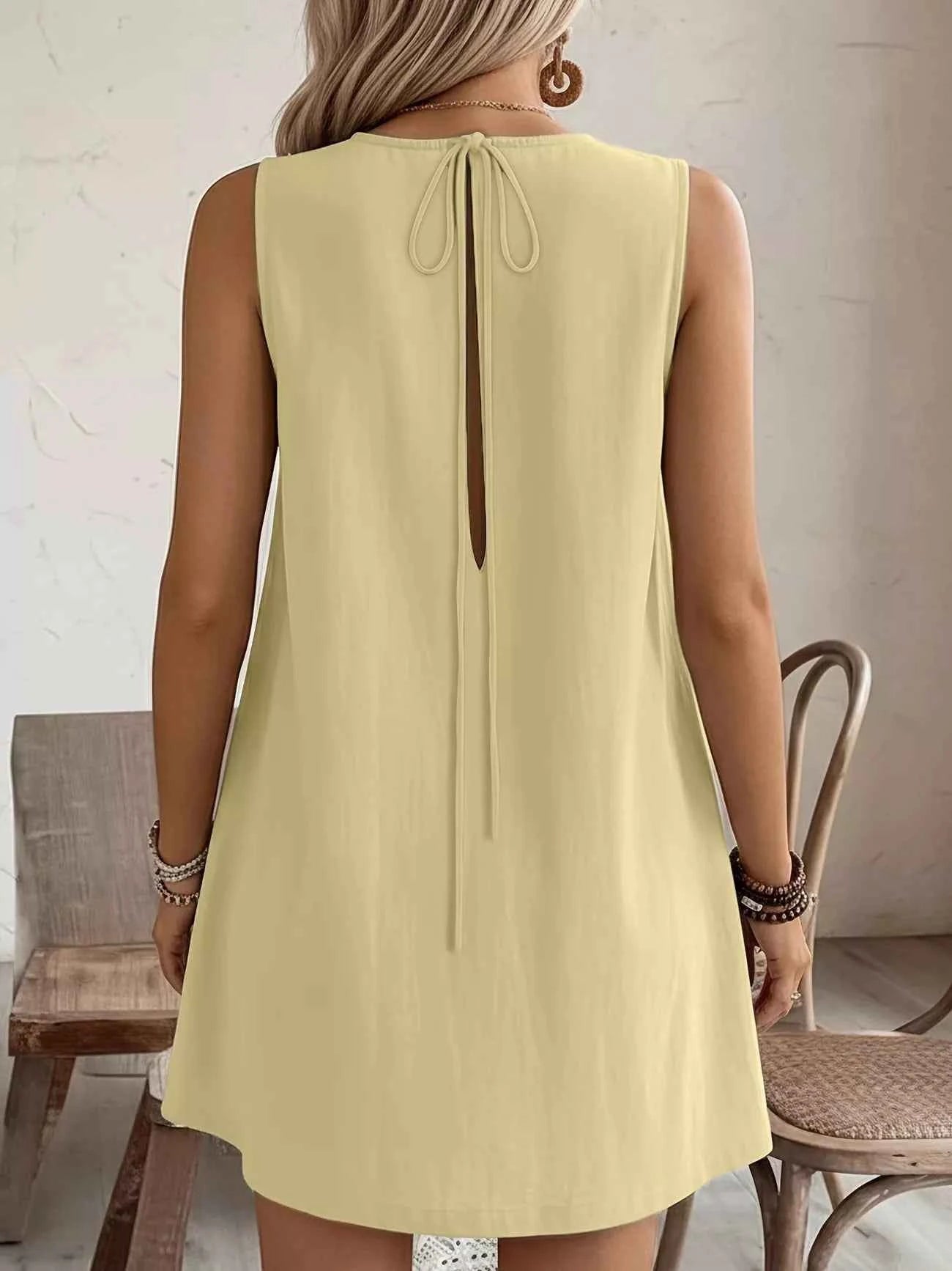 Frill Sleeveless Round Neck Dress
