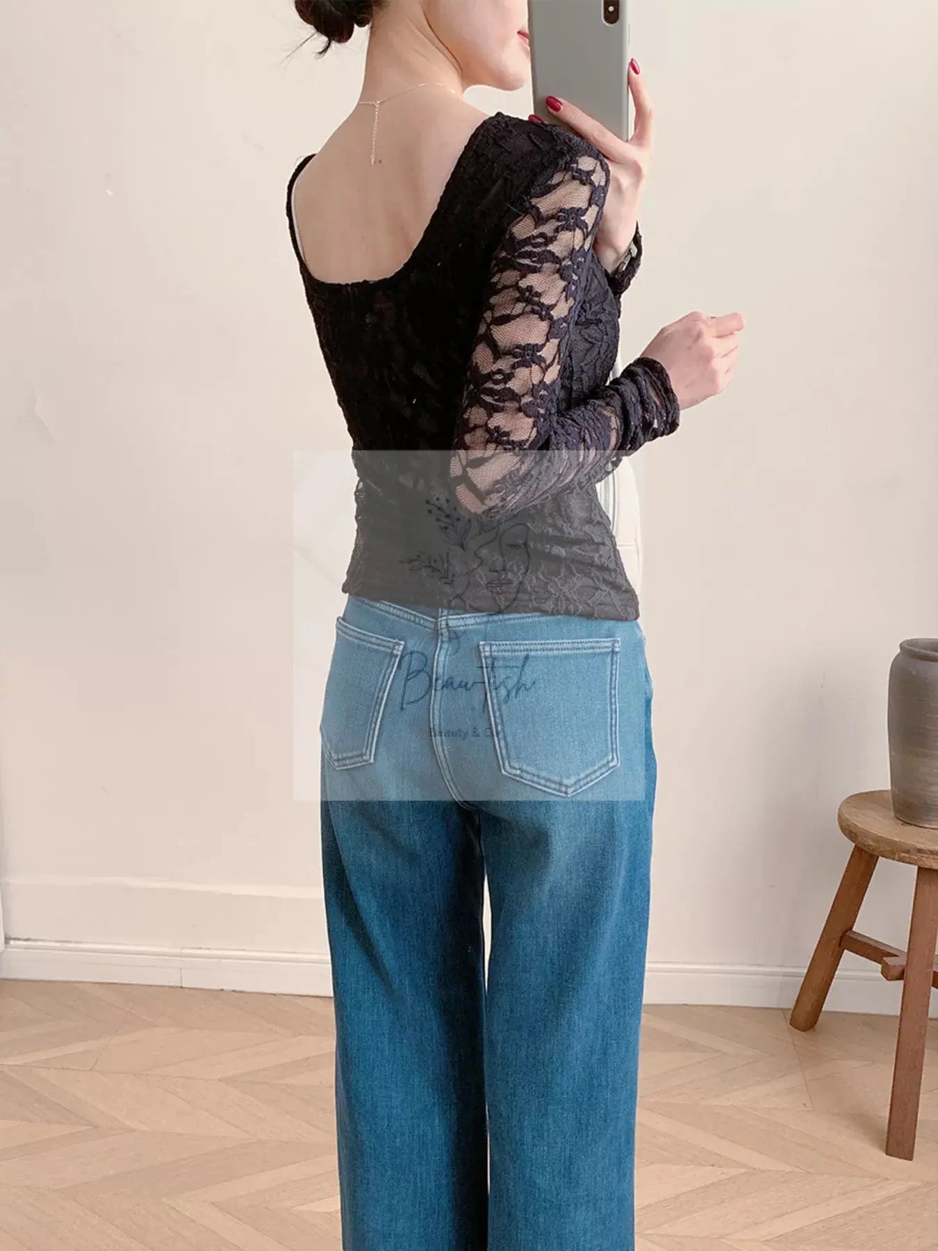 Lace Round Neck Long Sleeve Top