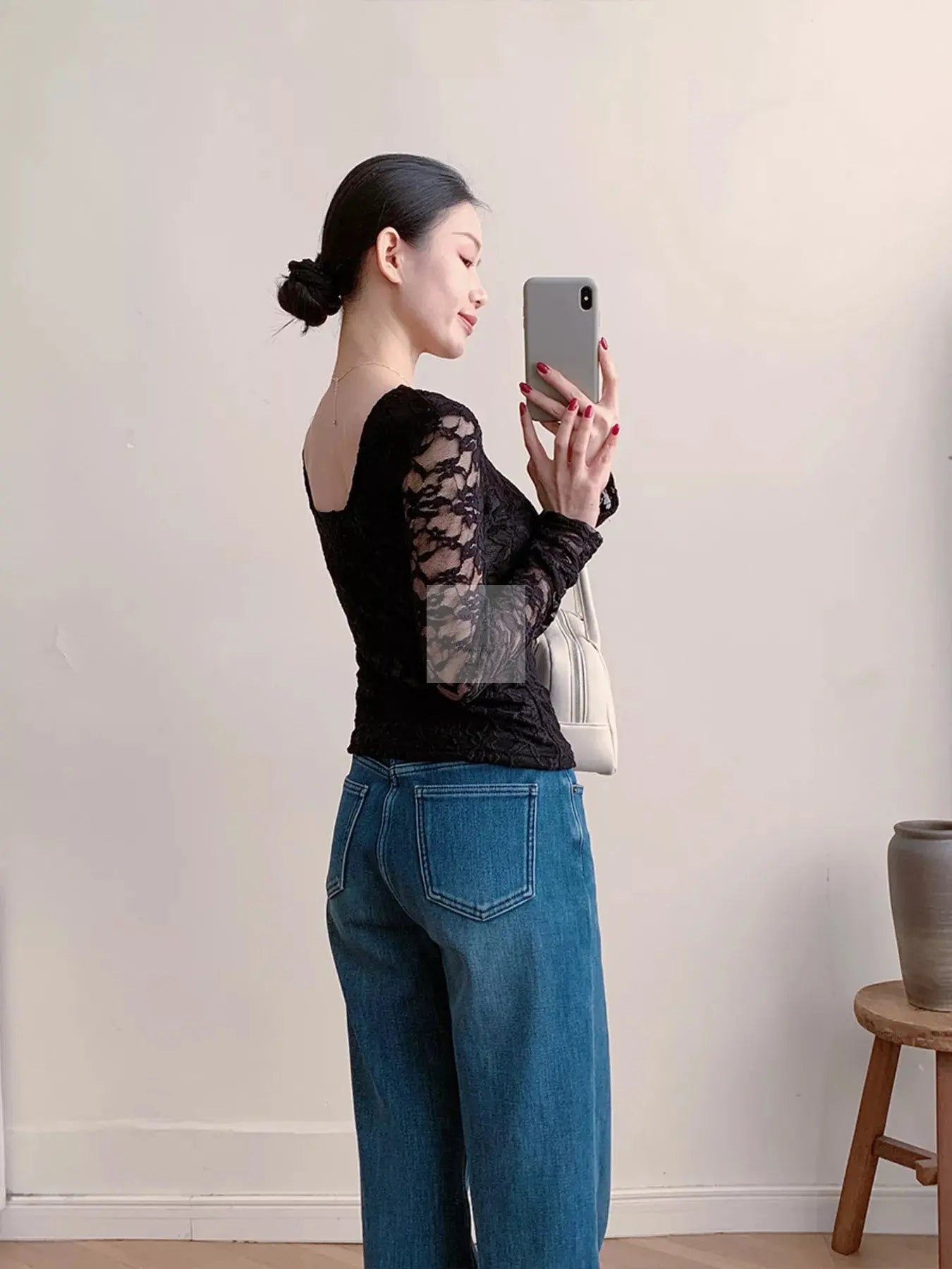 Lace Round Neck Long Sleeve Top