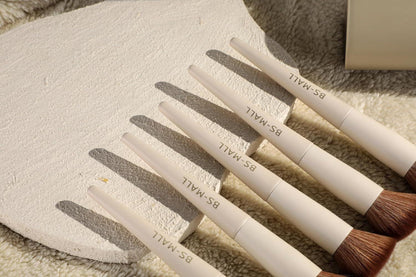 Matte Beige Makeup Brush Set (18-Piece): Professional, Cruelty-Free for Foundation, Blush & Eyeshadow