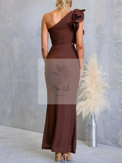 One-Shoulder Floral Trim Sleeveless Maxi Dress