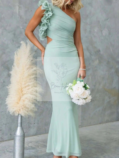 One-Shoulder Floral Trim Sleeveless Maxi Dress