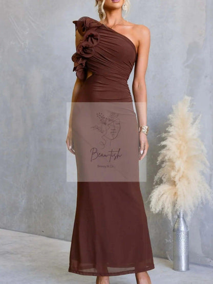 One-Shoulder Floral Trim Sleeveless Maxi Dress