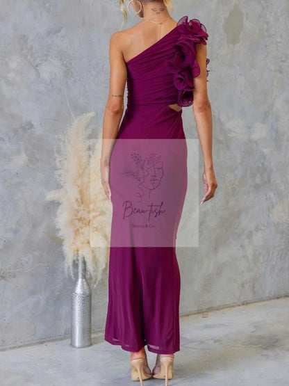 One-Shoulder Floral Trim Sleeveless Maxi Dress
