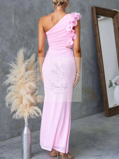 One-Shoulder Floral Trim Sleeveless Maxi Dress