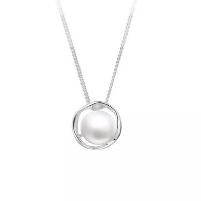 Pearl Pendant Necklace