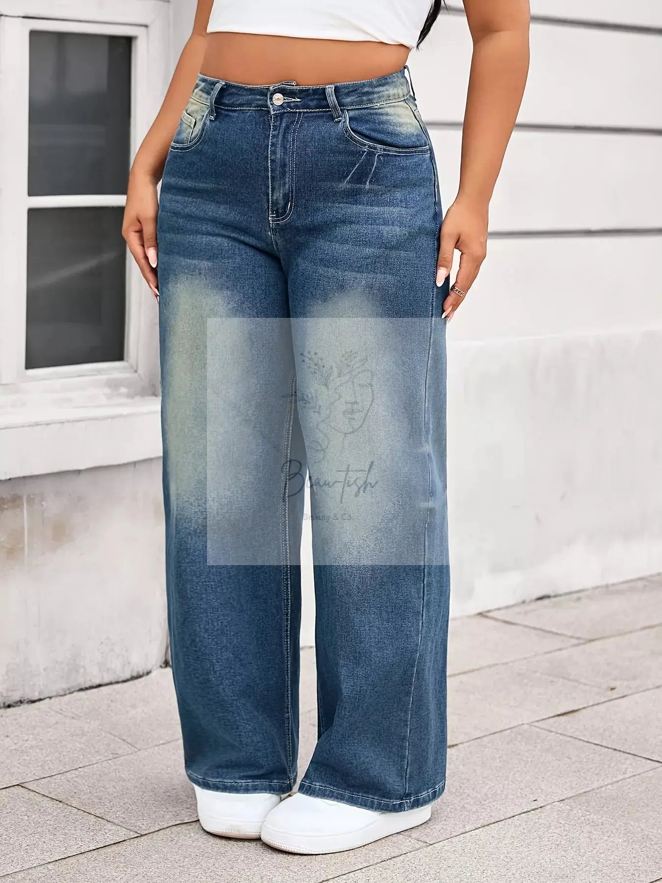 Plus Size Vintage Wash Wide Leg Jeans