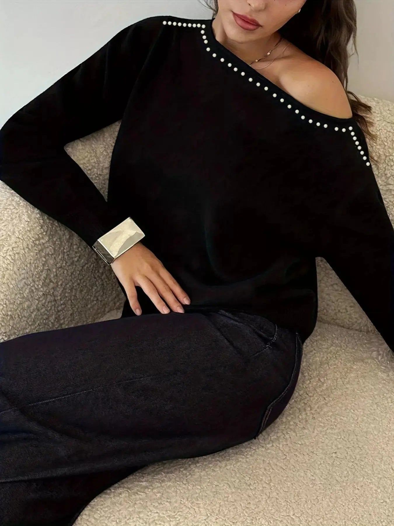 Studded Single Shoulder Knit Top