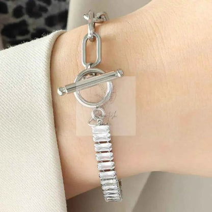 Zircon Titanium Steel Closure Bracelet